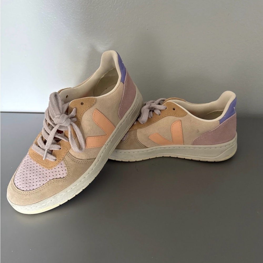 Veja Sneakers